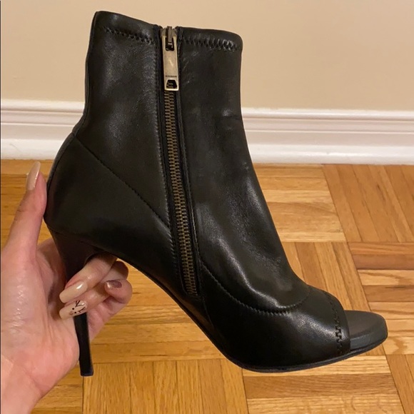 Burberry booties - Picture 4 of 5